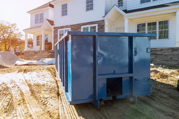 crew at Dumpster Rental of Tiffin